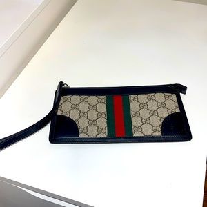 Gucci wristlet